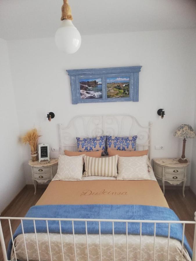 Hostal El Lugar De La Mancha Argamasilla De Alba Bagian luar foto