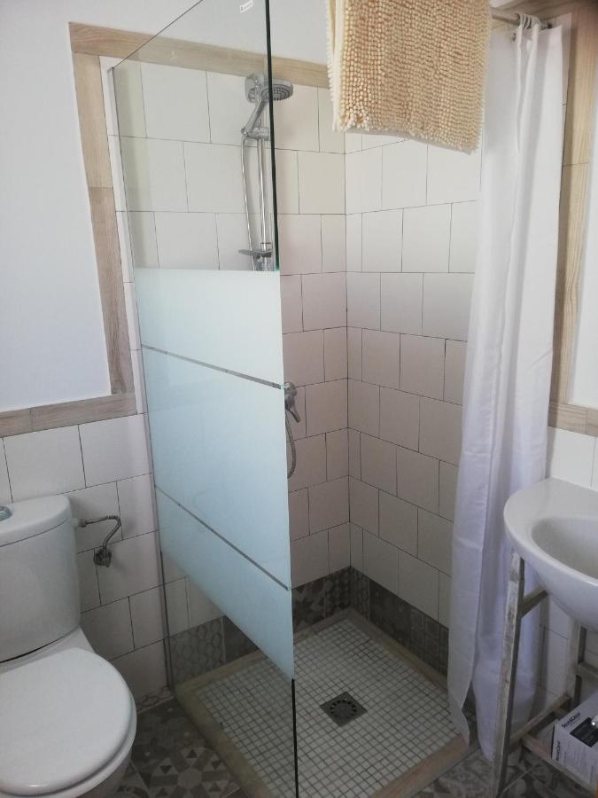 Hostal El Lugar De La Mancha Argamasilla De Alba Bagian luar foto